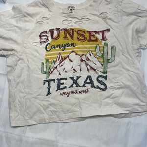 Messy Bun Just Chilling Sunset Canyon Women's Graphic Tee - Cream Size Small